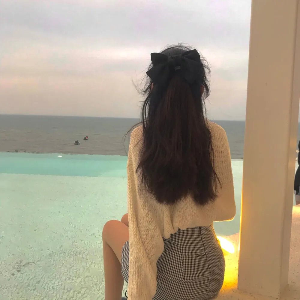 多多握握她的手